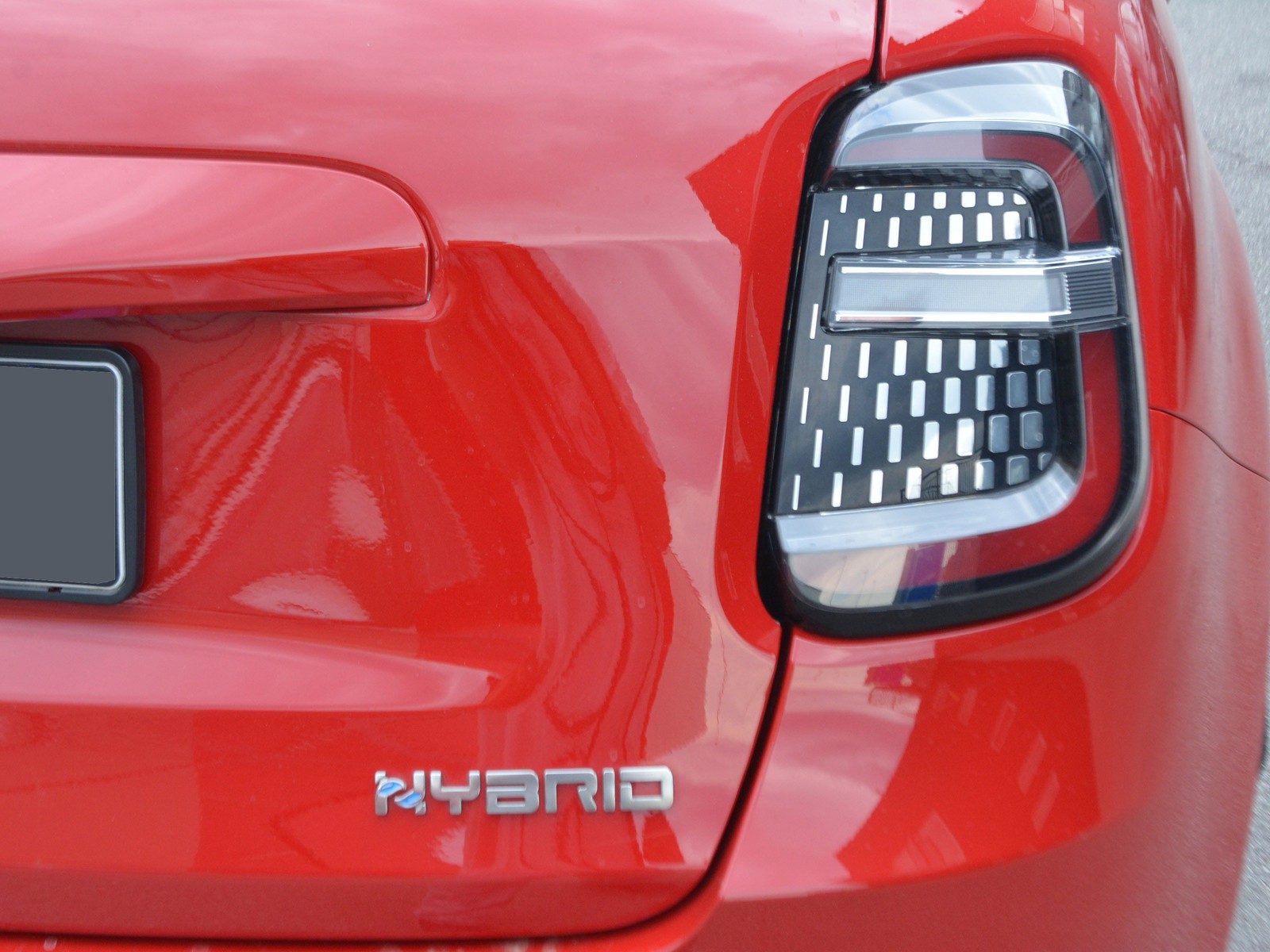 23 - Fiat 600 1.2 hybrid 110cv la prima ii edct