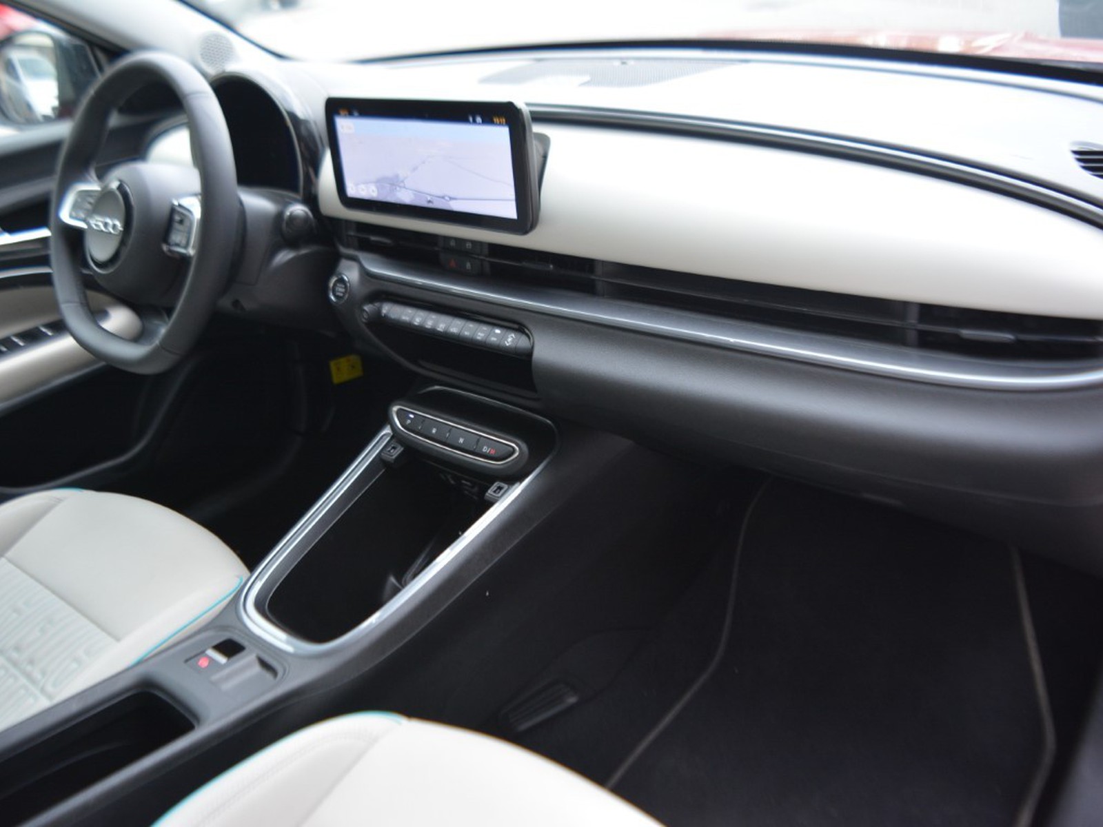 8 - Fiat 600 1.2 hybrid 110cv la prima ii edct