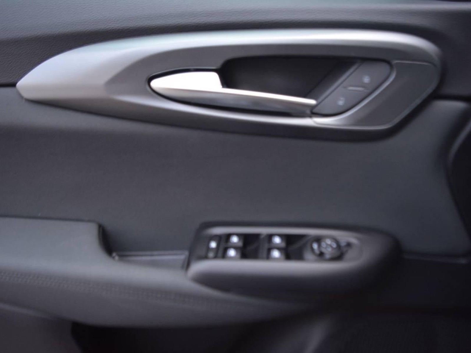 14 - Alfa Romeo Tonale 1.5 hybrid 160cv ti tct7