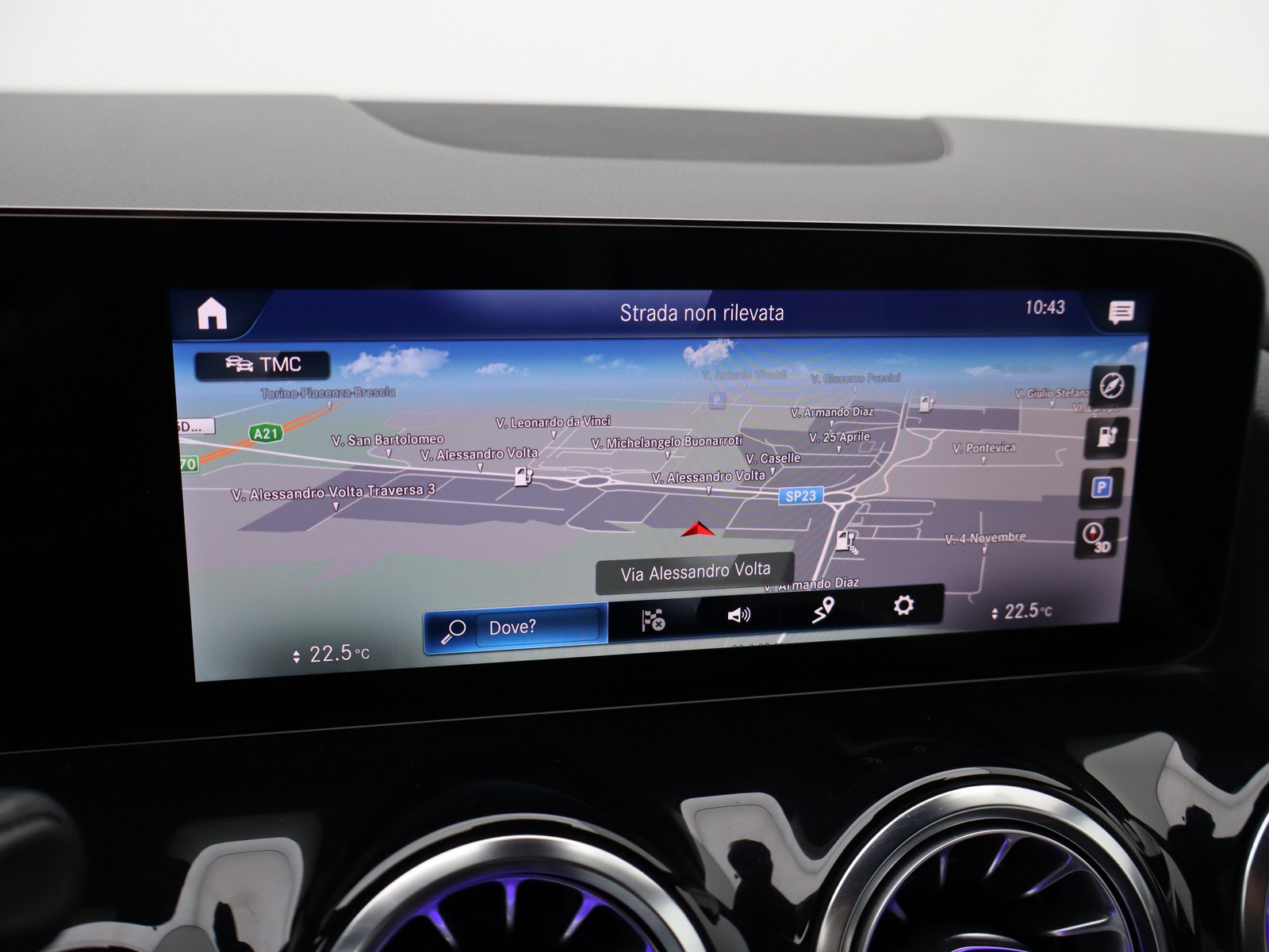 10 - Mercedes EQA 250+ sport plus