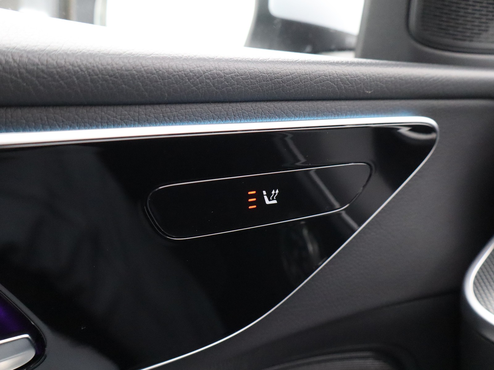 14 - Mercedes Classe C station wagon 200 d mild hybrid advanced 9g-tronic