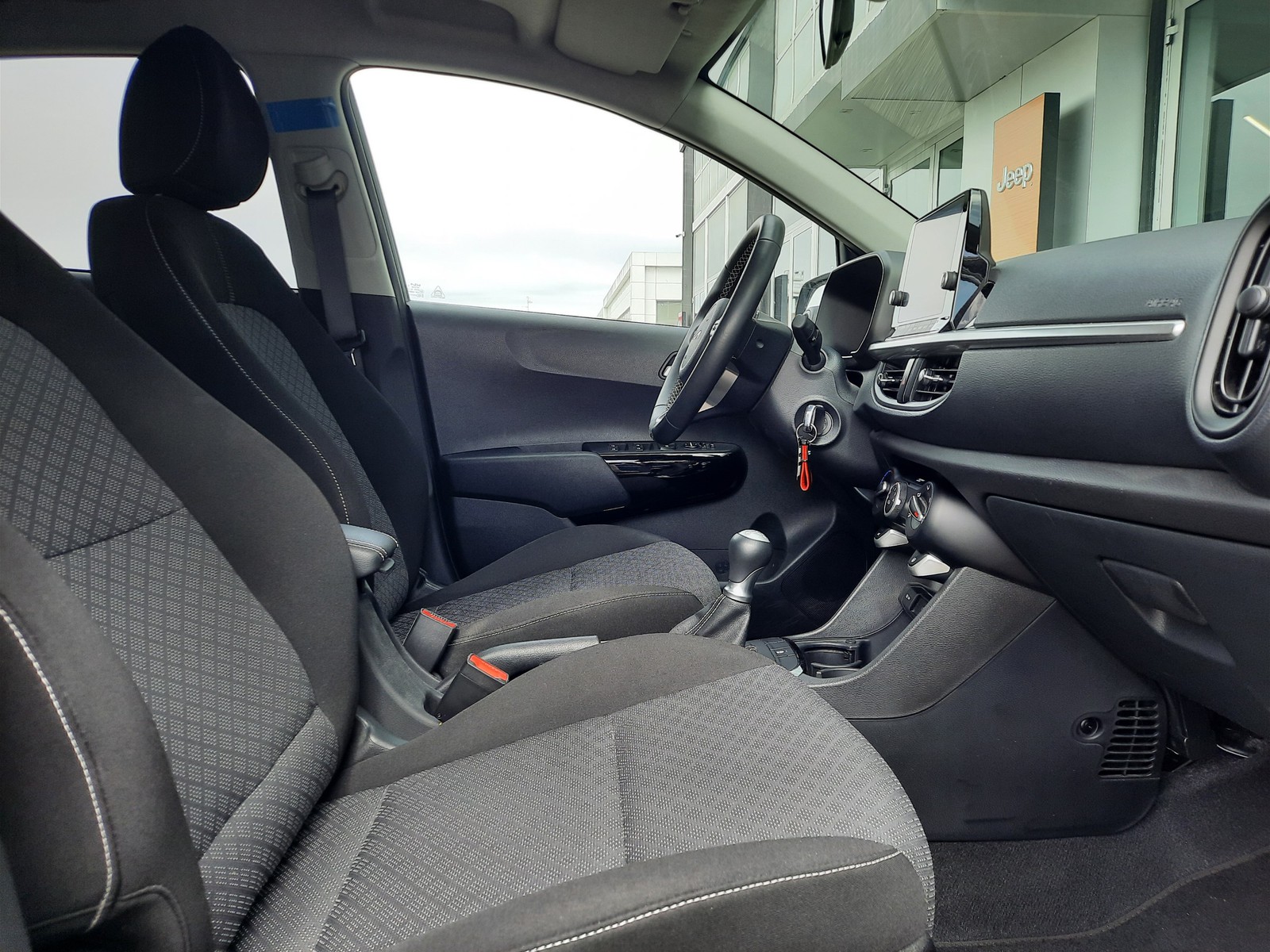9 - Kia Picanto 1.0 mpi urban