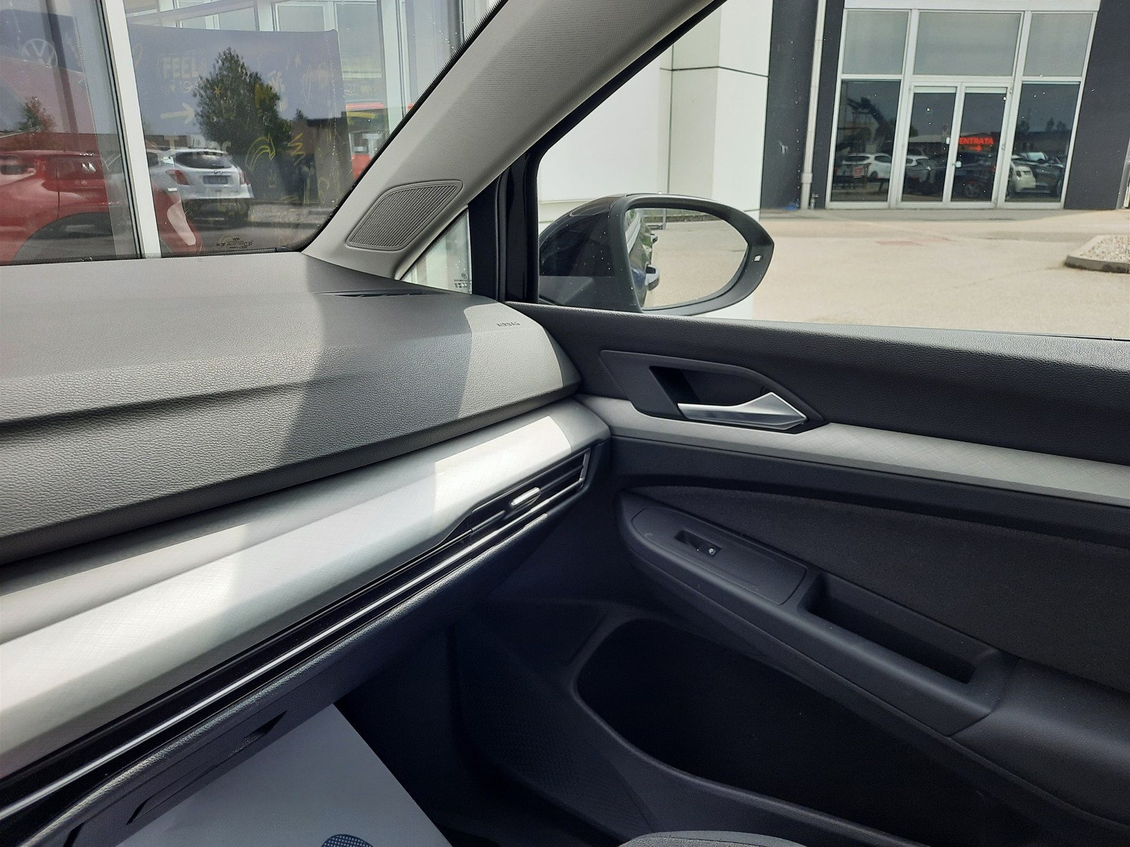 26 - Volkswagen Golf 2.0 tdi scr 115cv life