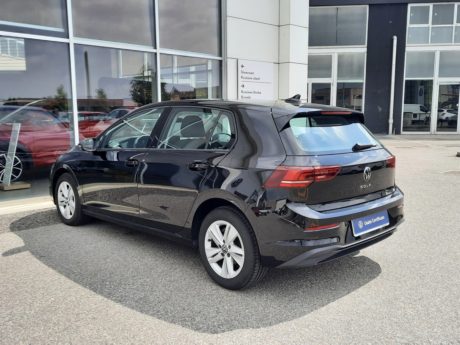 4 - Volkswagen Golf 2.0 tdi scr 115cv life