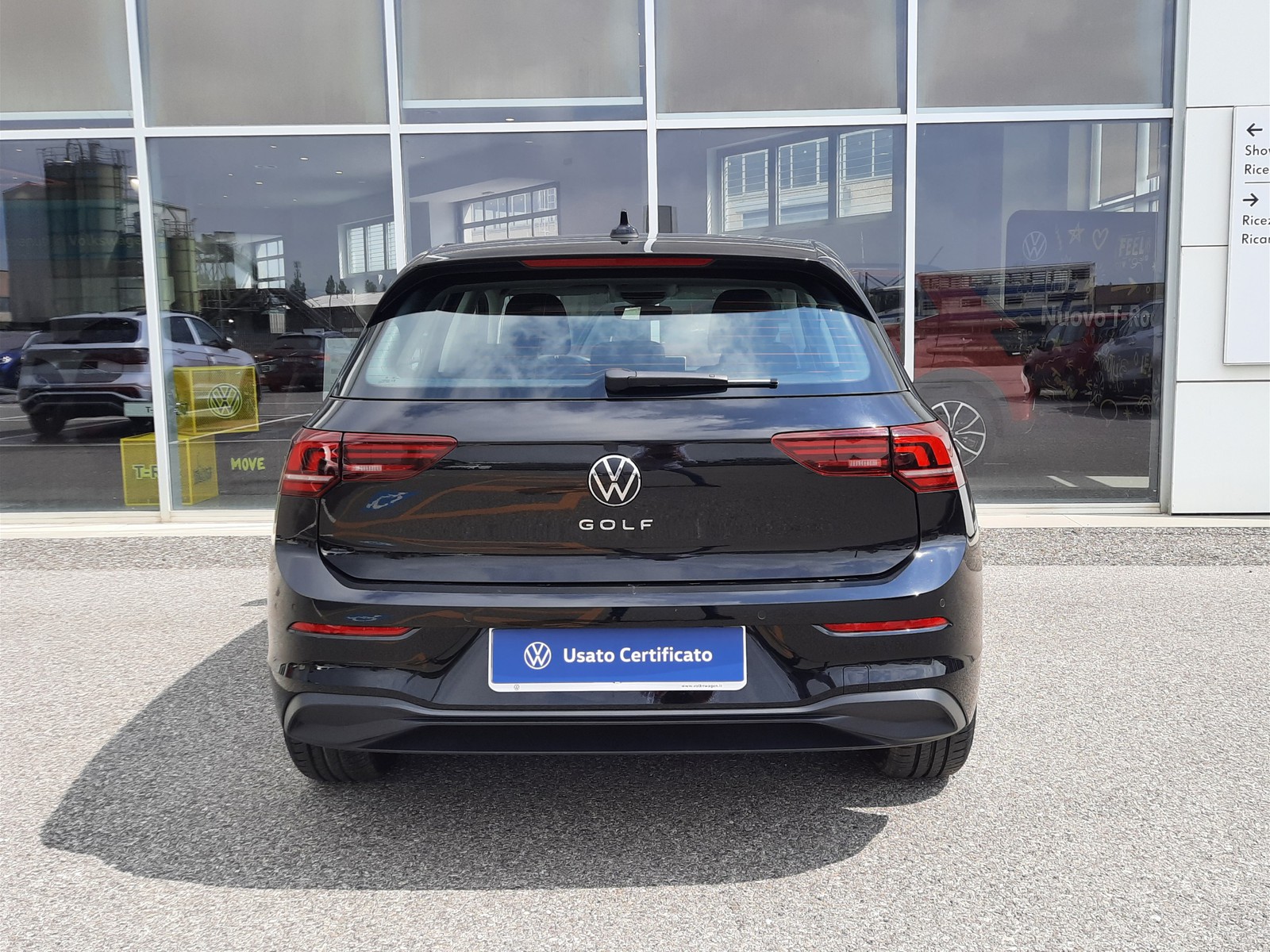 5 - Volkswagen Golf 2.0 tdi scr 115cv life