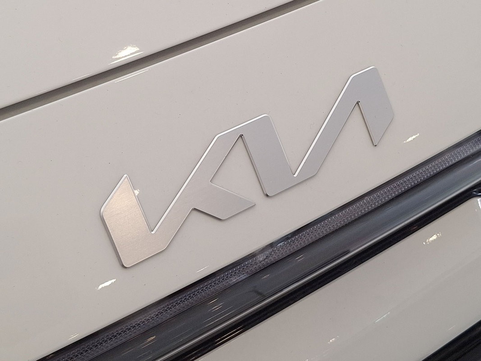 24 - Kia Picanto 1.0 gdi gt-line