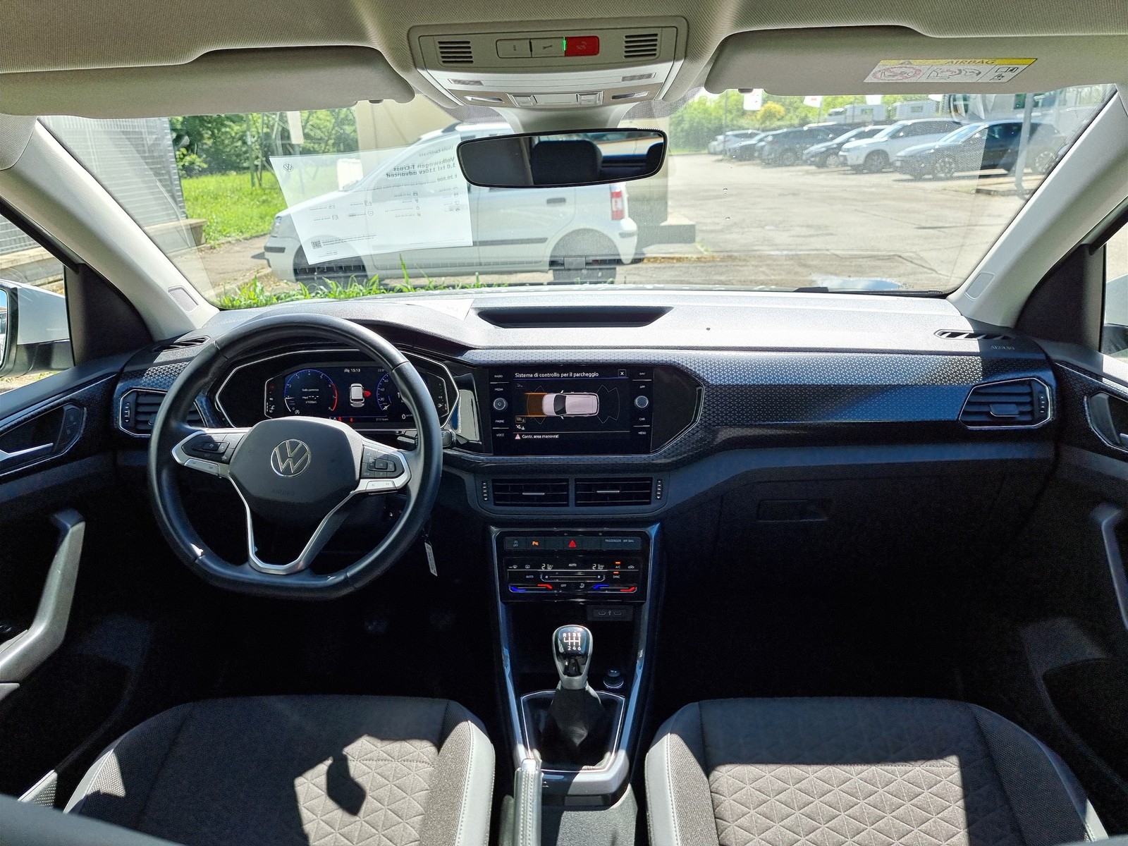 14 - Volkswagen T-Cross 1.0 tsi 110cv advanced