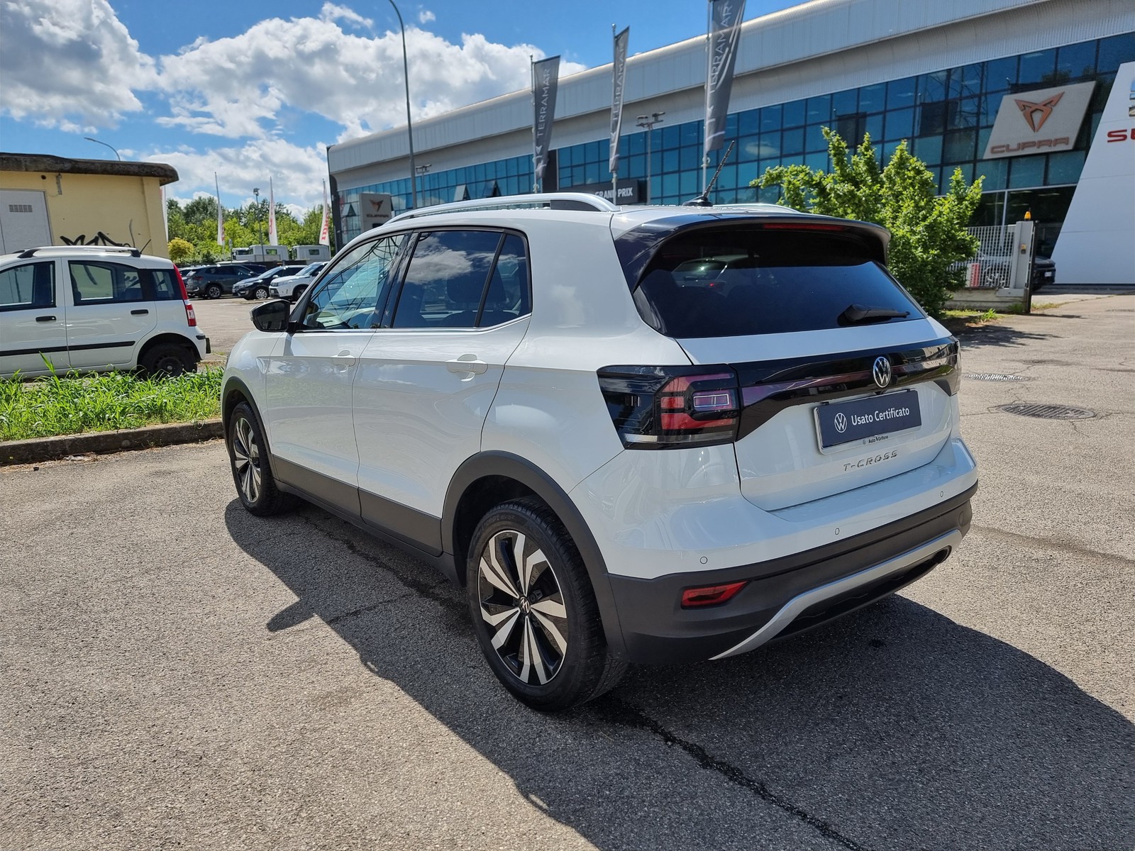 4 - Volkswagen T-Cross 1.0 tsi 110cv advanced