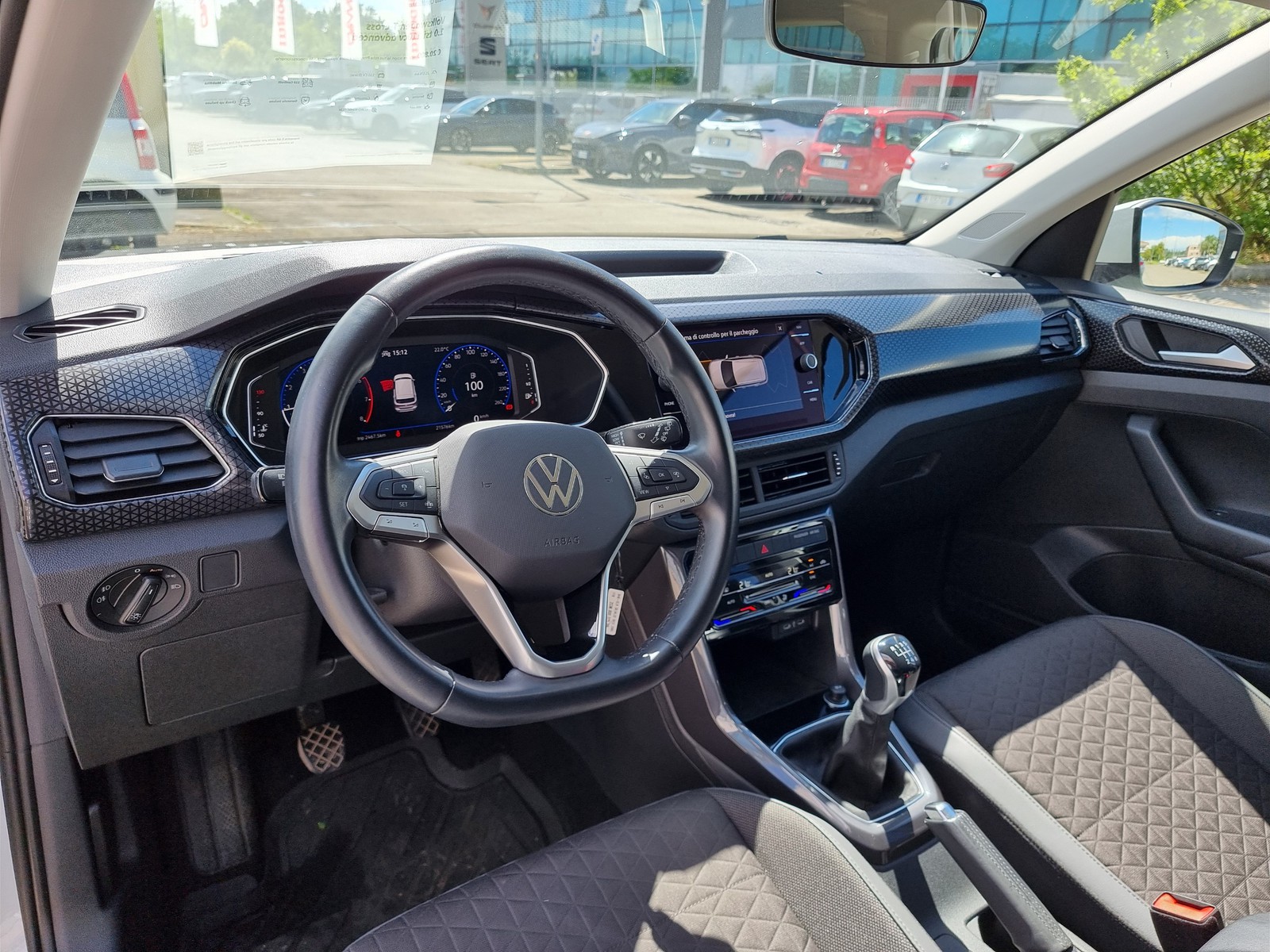 6 - Volkswagen T-Cross 1.0 tsi 110cv advanced
