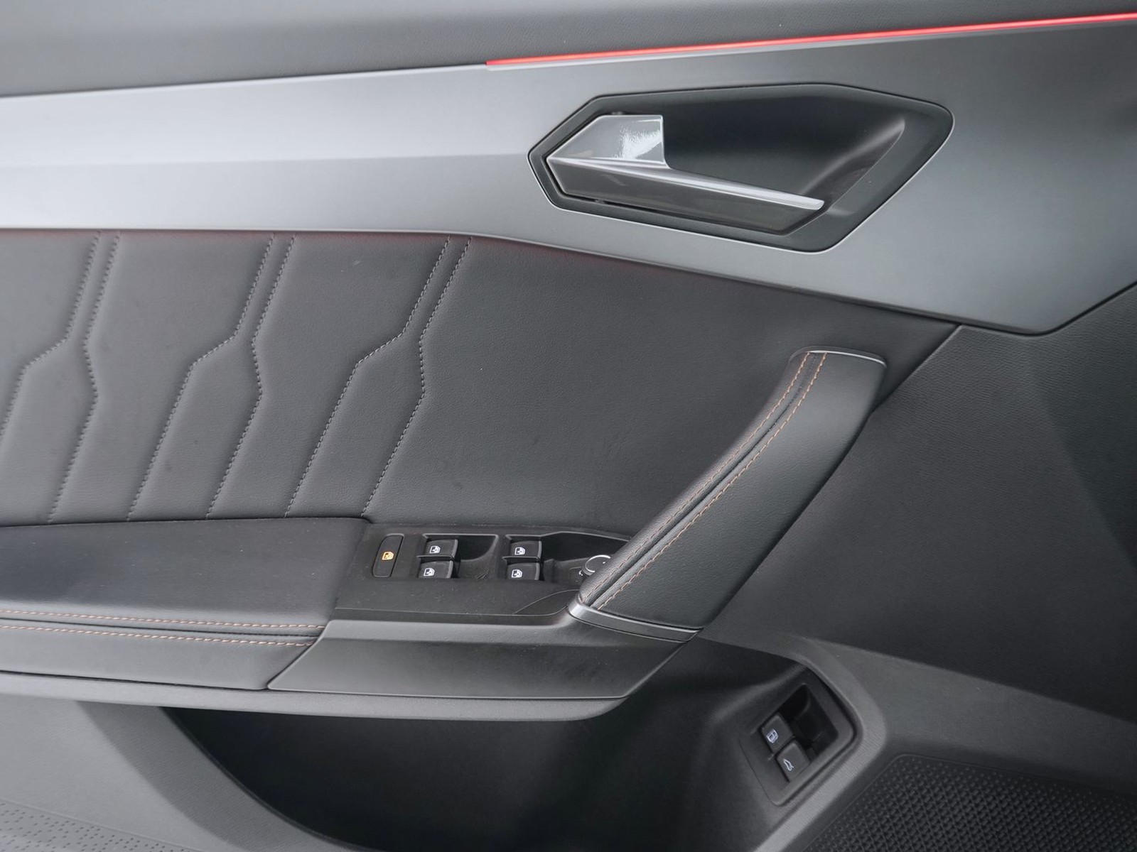 17 - Cupra Formentor 1.4 e-hybrid 245cv vz dsg