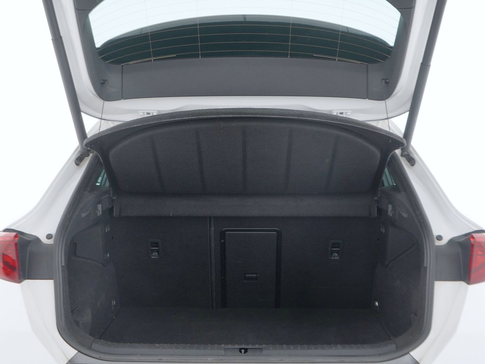 10 - Cupra Formentor 1.4 e-hybrid 245cv vz dsg