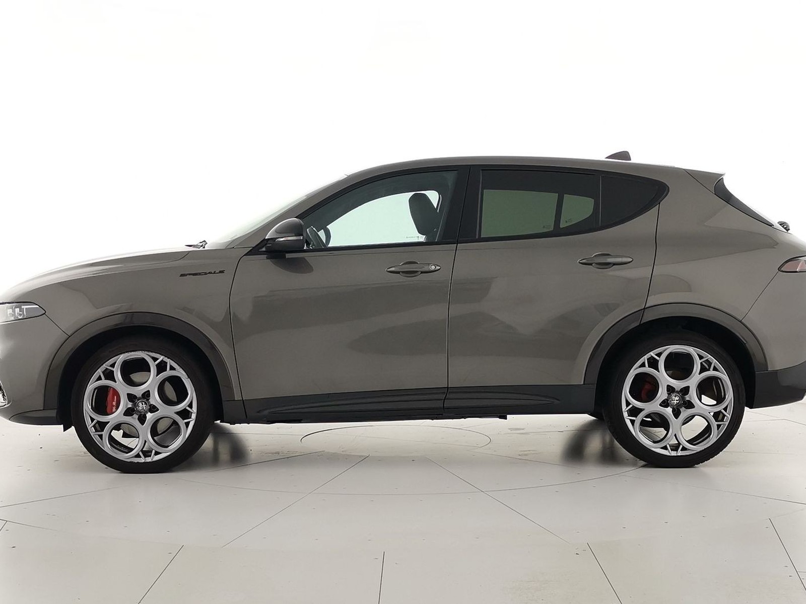 3 - Alfa Romeo Tonale 1.5 hybrid 130cv speciale tct7