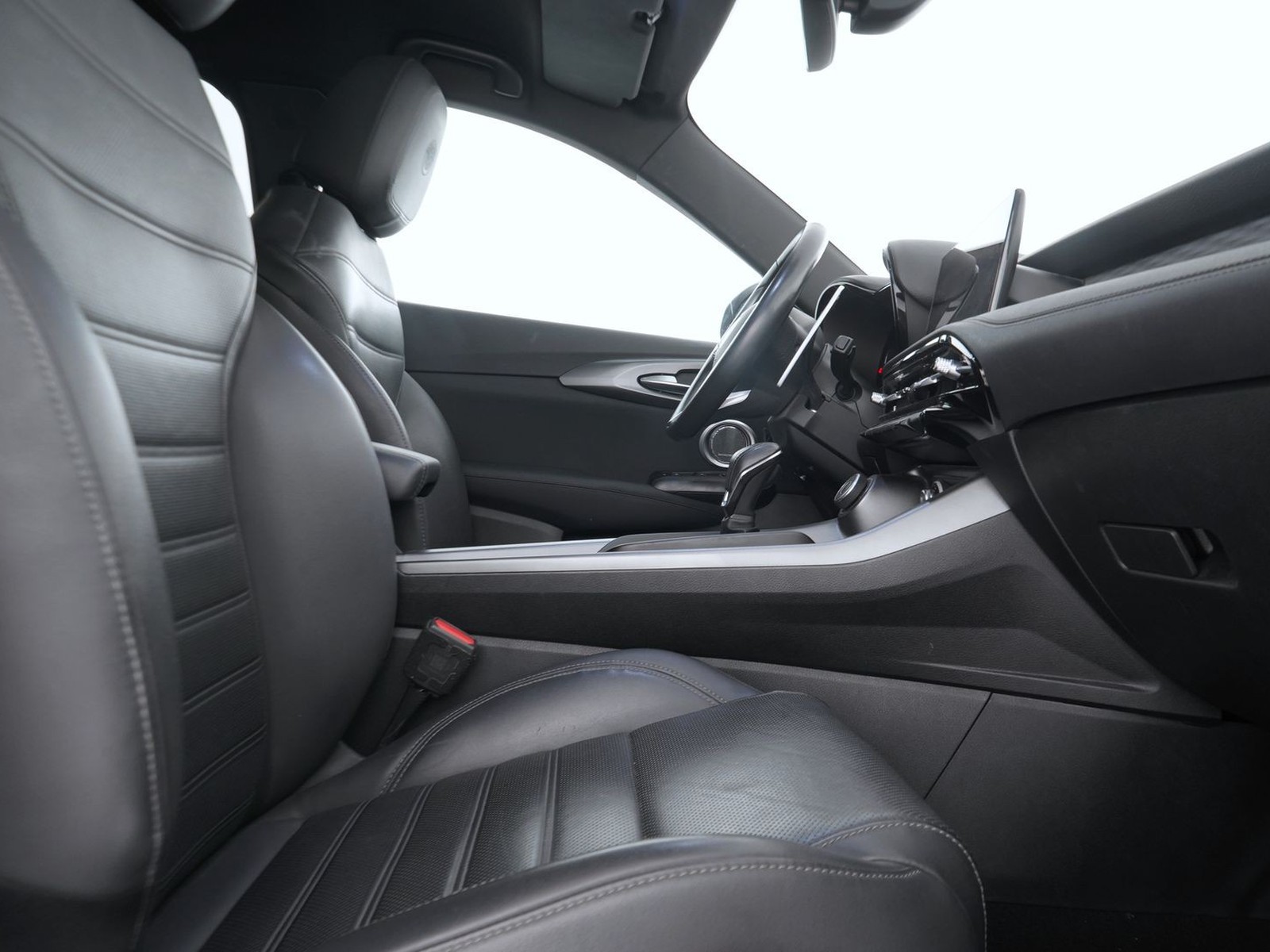 8 - Alfa Romeo Tonale 1.5 hybrid 130cv speciale tct7