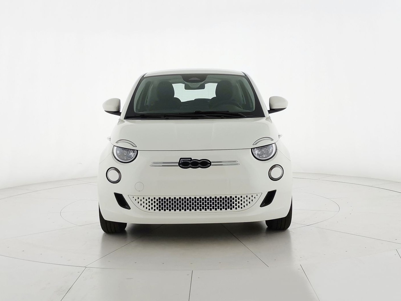 2 - Fiat 500 500e 42 kwh