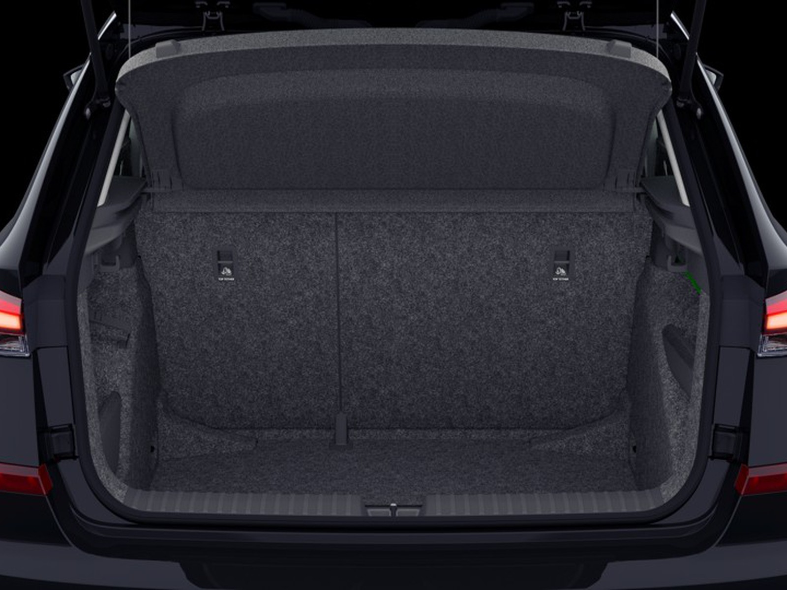 6 - Skoda Kamiq 1.0 tsi 115cv black dots
