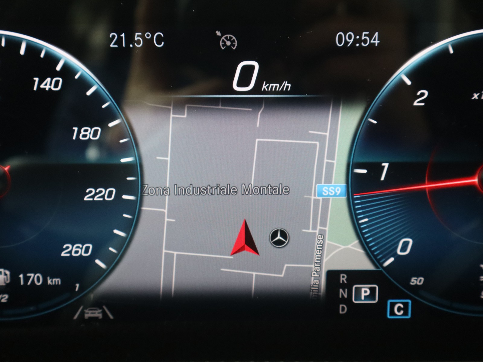 15 - Mercedes CLA coupe 200 d night edition 4matic 8g-dct