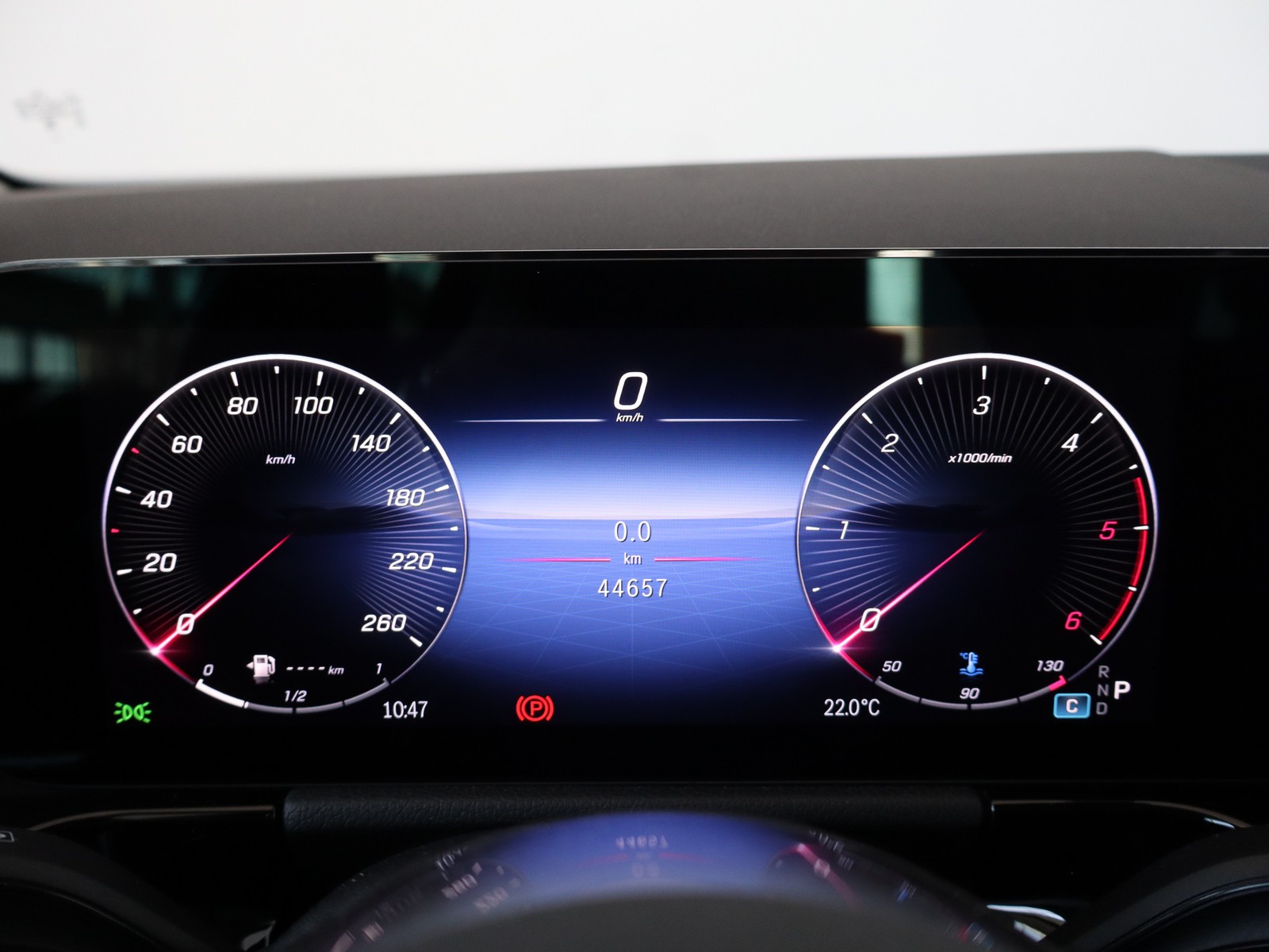 9 - Mercedes Classe B 180 d progressive advanced 8g-dct