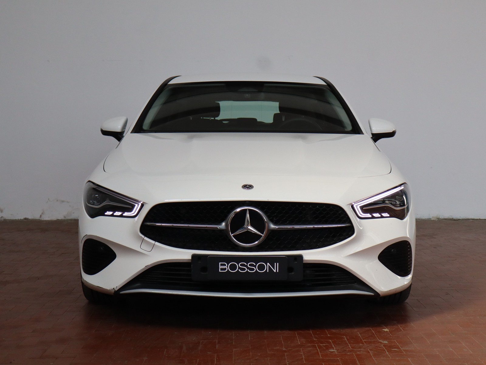 2 - Mercedes CLA shooting brake 180 d advanced 8g-dct