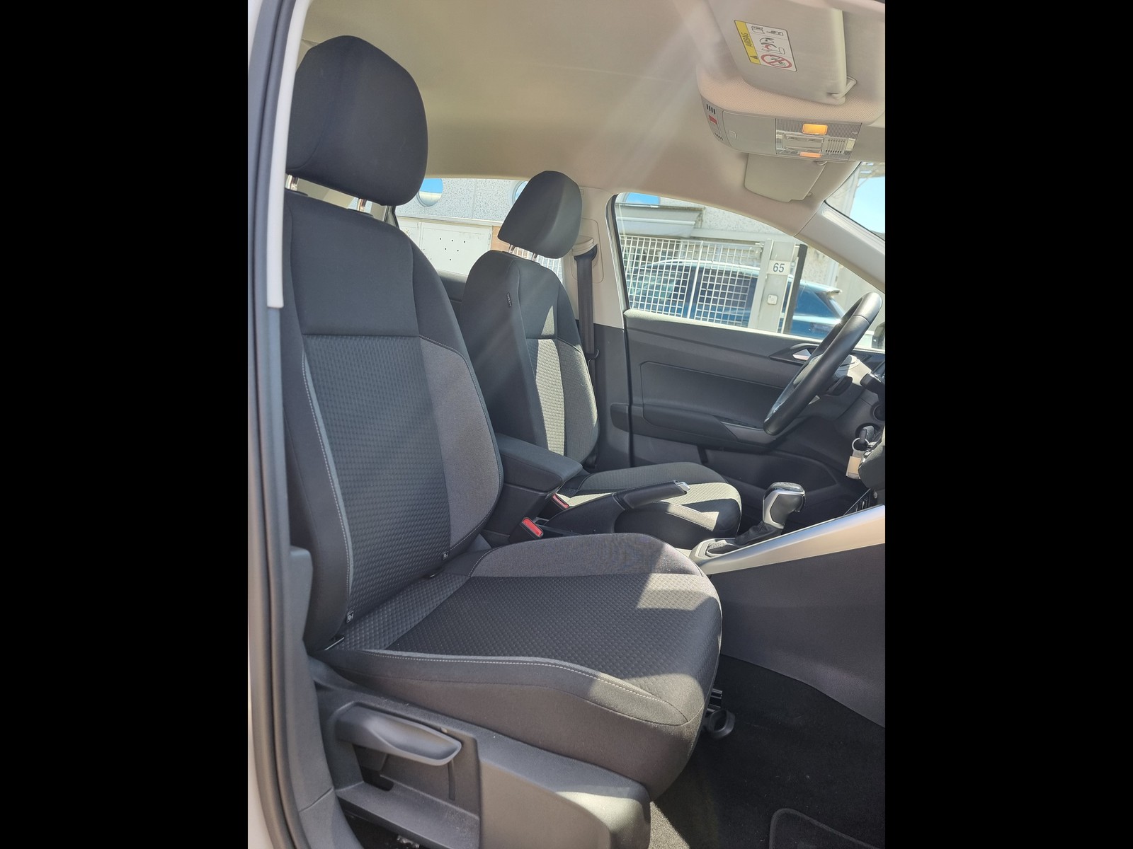 12 - Volkswagen Polo 1.0 tsi 95cv life dsg