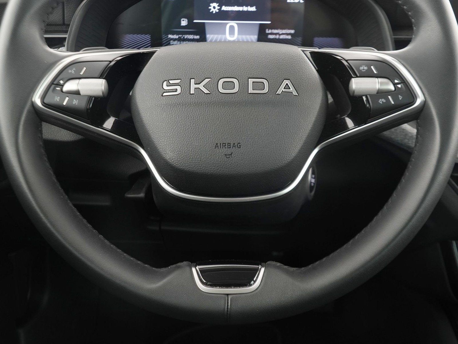 15 - Skoda Kamiq 1.5 tsi act 150cv 130 edition dsg