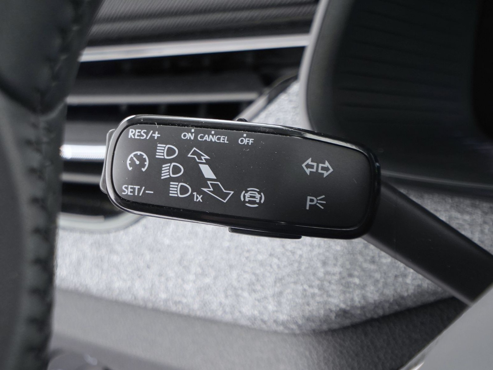 28 - Skoda Kamiq 1.5 tsi act 150cv 130 edition dsg