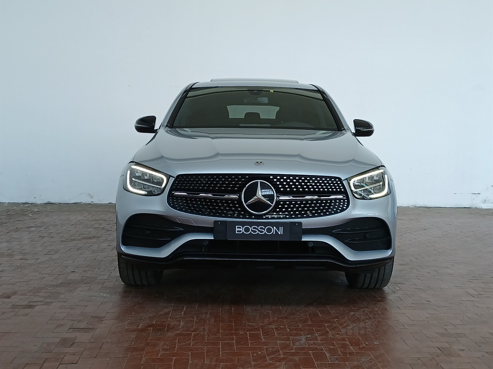 2 - Mercedes GLC coupe 220 d night edition 4matic 9g-tronic plus