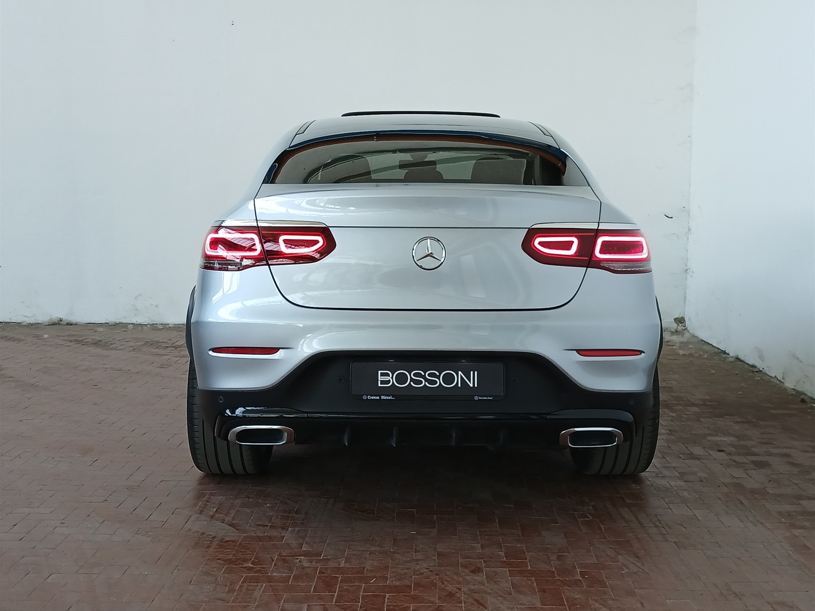 6 - Mercedes GLC coupe 220 d night edition 4matic 9g-tronic plus