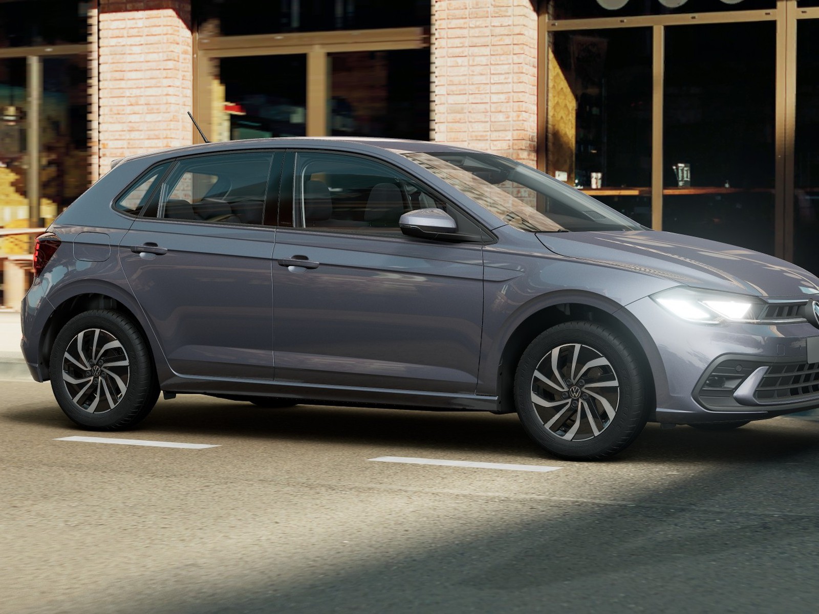 3 - Volkswagen Polo 1.0 tsi 95cv life dsg