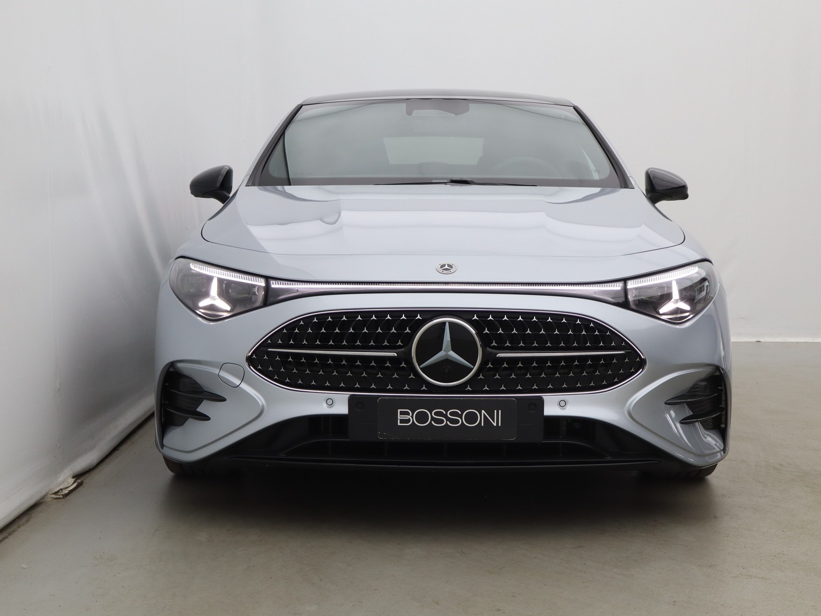 2 - Mercedes CLA 200 advanced plus auto