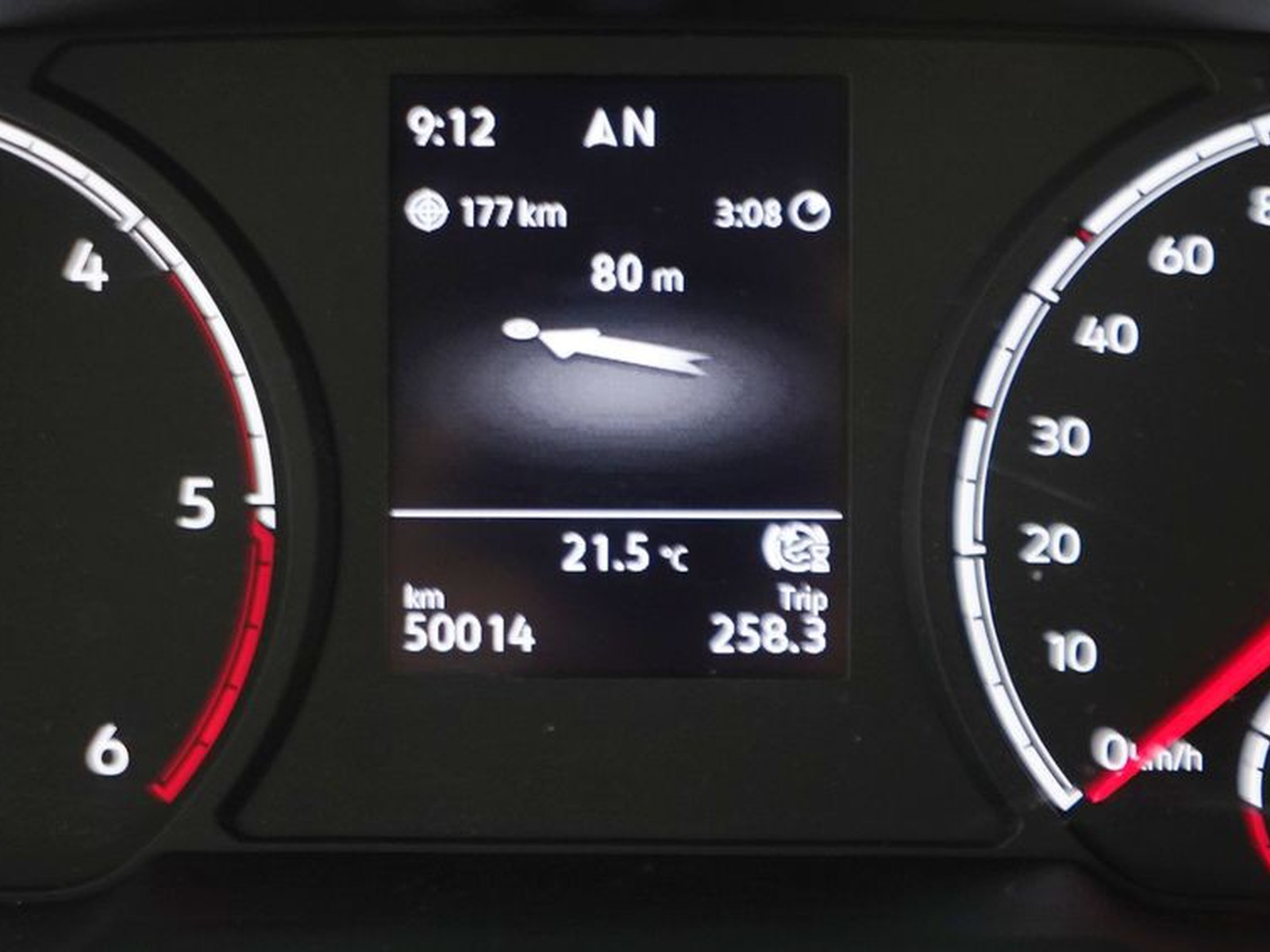 29 - Volkswagen VIC Caddy 2.0 tdi 122cv space