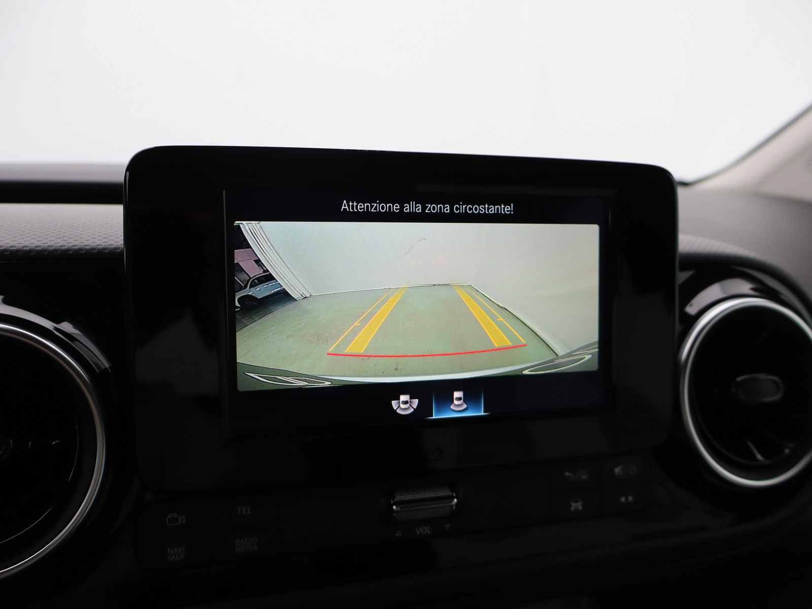 11 - Mercedes Vans Classe T long 180 d sport 7g-dct