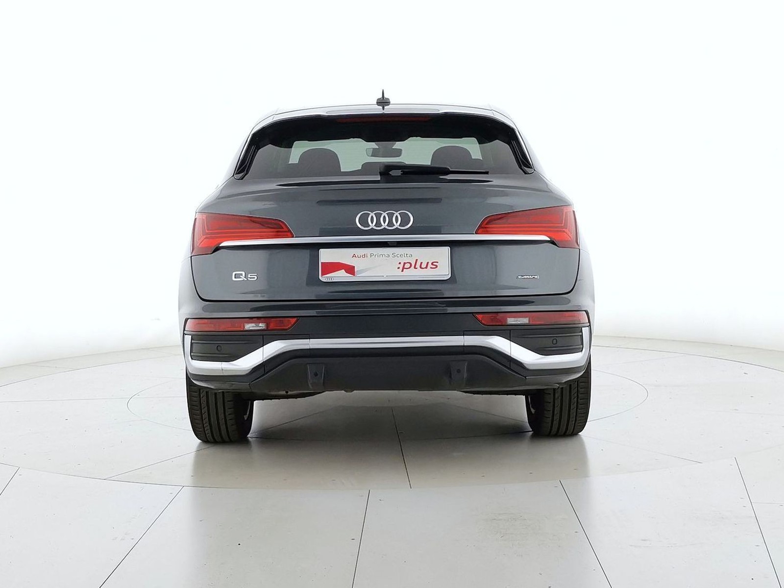 15 - Audi Q5 sportback 40 2.0 tdi mhev 12v s line quattro s tronic