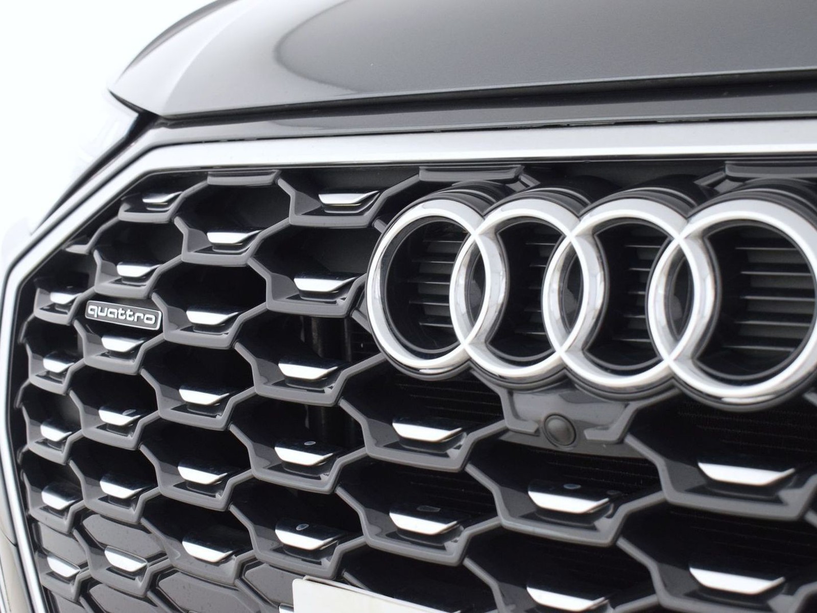 35 - Audi Q5 sportback 40 2.0 tdi mhev 12v s line quattro s tronic
