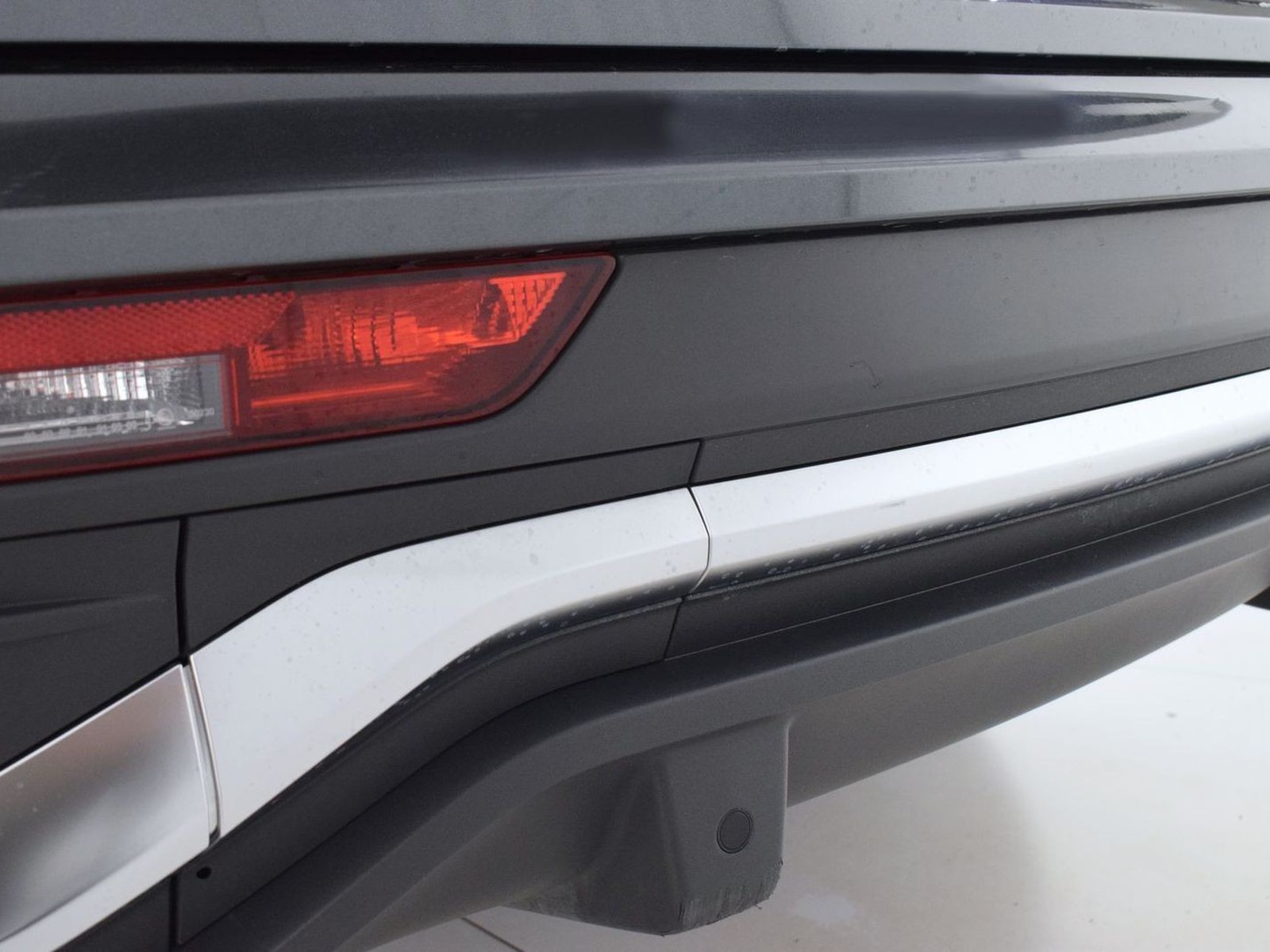 8 - Audi Q5 sportback 40 2.0 tdi mhev 12v s line quattro s tronic