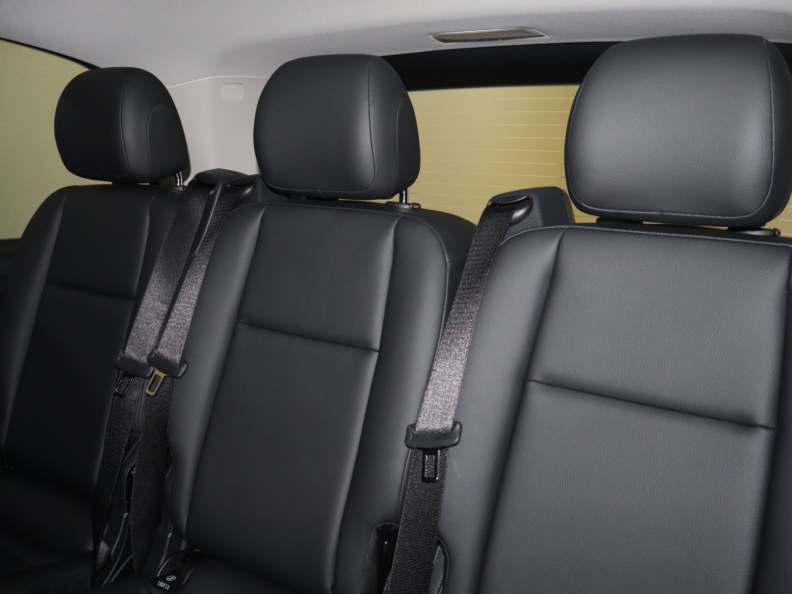 9 - Mercedes Vans Vito Tourer SELECT 116 CDI Long