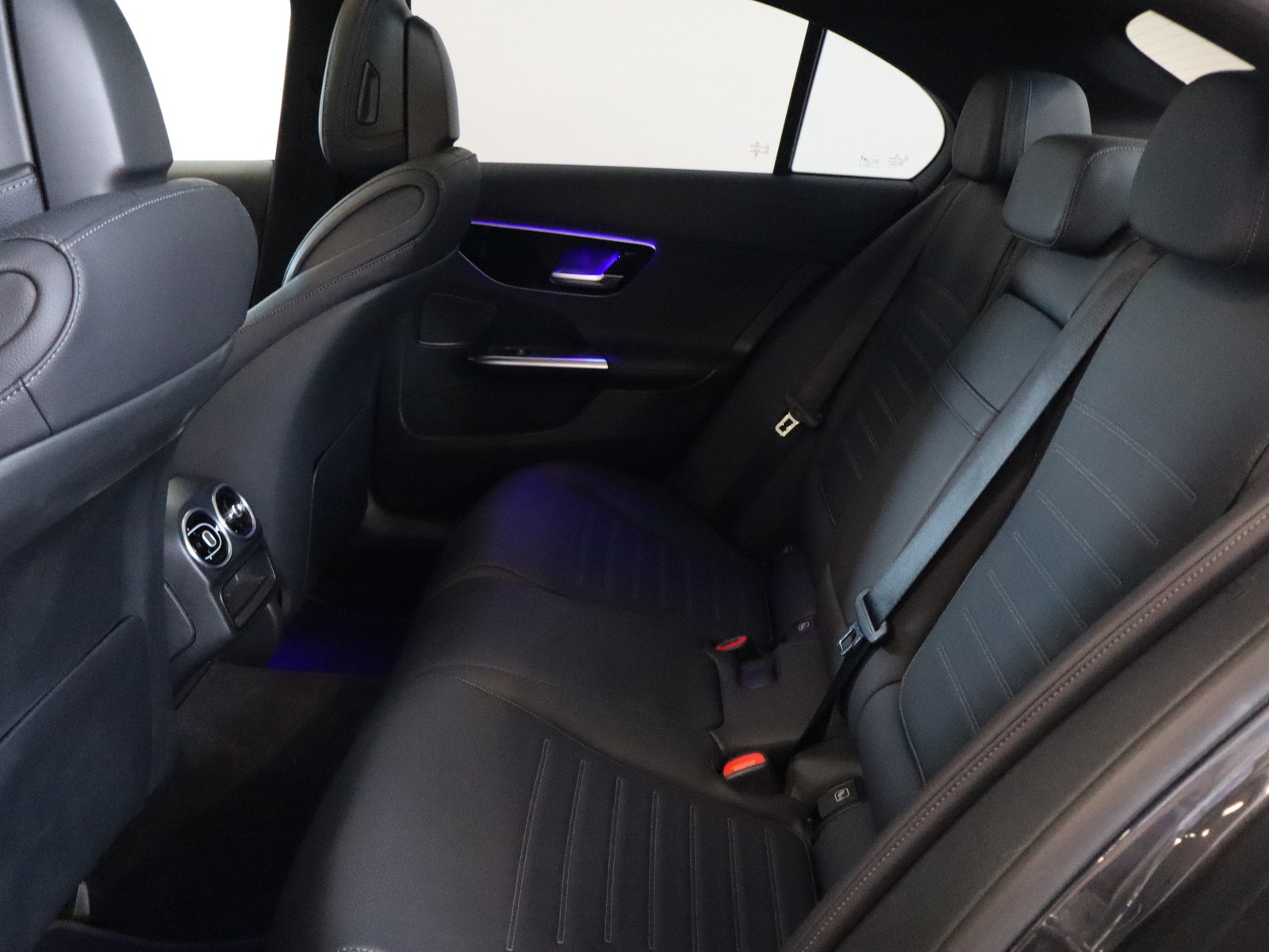 8 - Mercedes Classe C berlina 200 d mild hybrid amg line advanced 9g-tronic