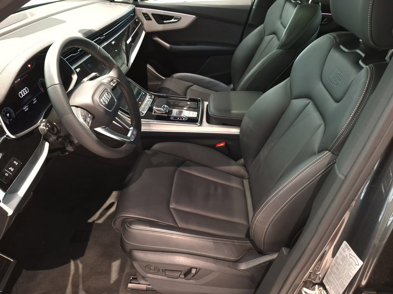 12 - Audi Q7 3.0 v6 tdi mhev 286cv s line edition quattro tiptronic 7p.ti