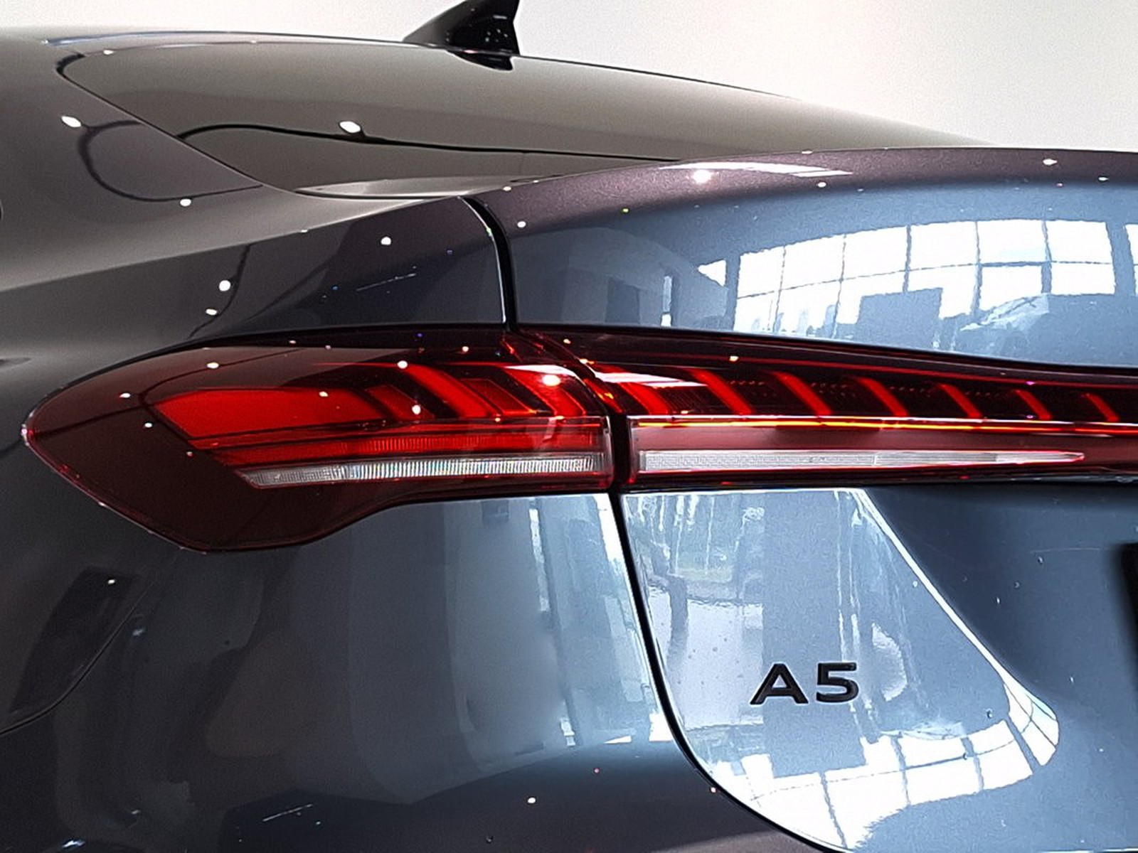 15 - Audi A5 berlina 2.0 tdi mhev+ 204cv s line edition quattro