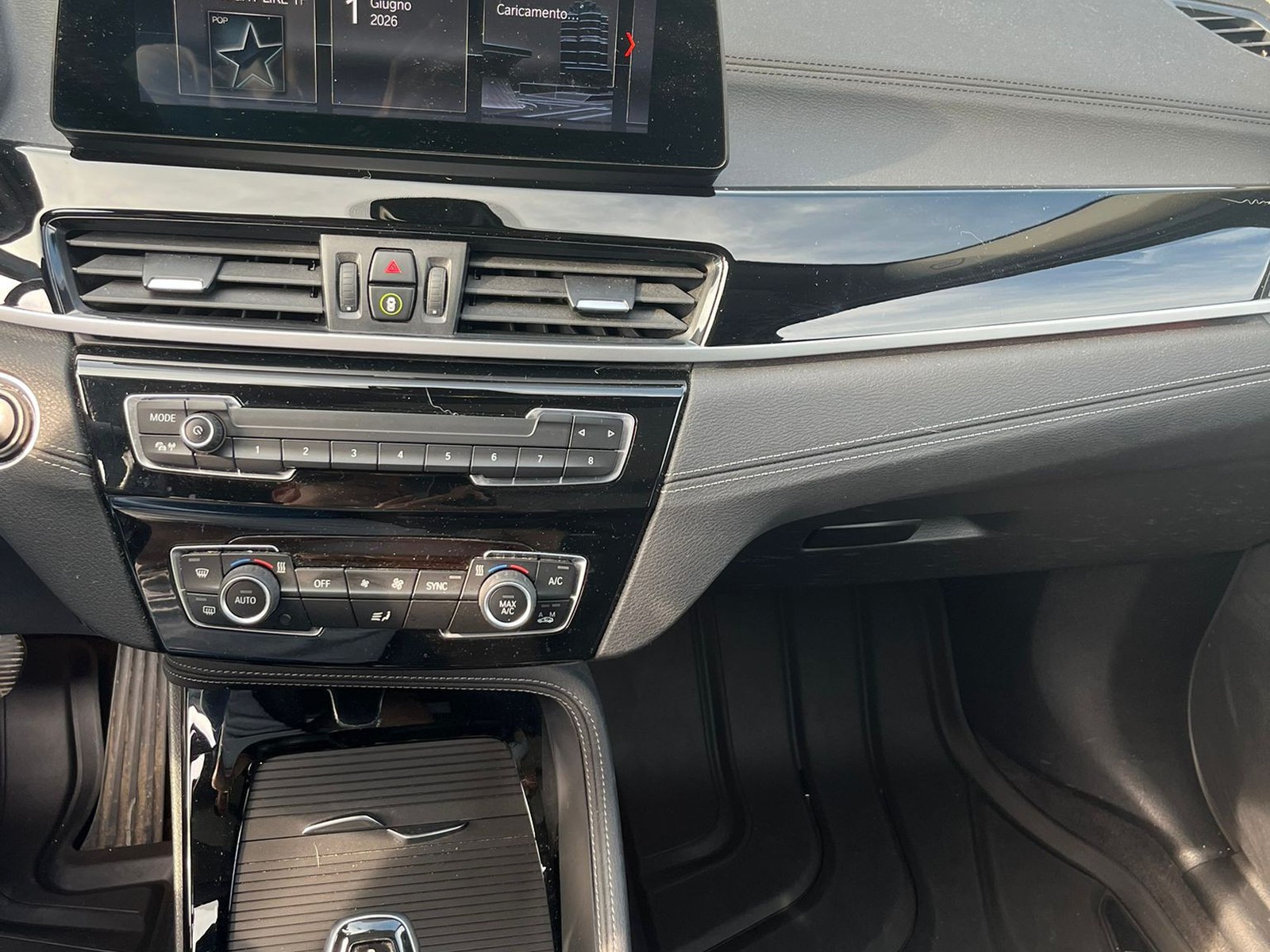 9 - BMW X1 18d sdrive steptronic