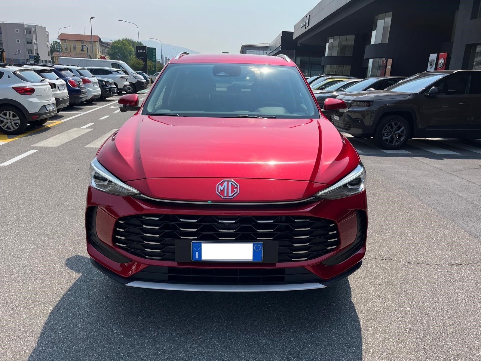2 - Mg ZS 1.5 hybrid+ luxury auto