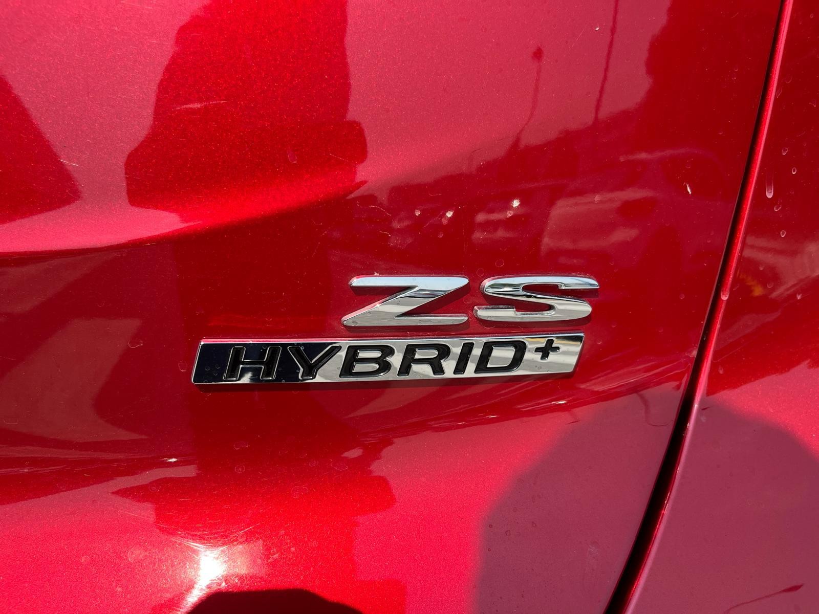 18 - Mg ZS 1.5 hybrid+ luxury auto