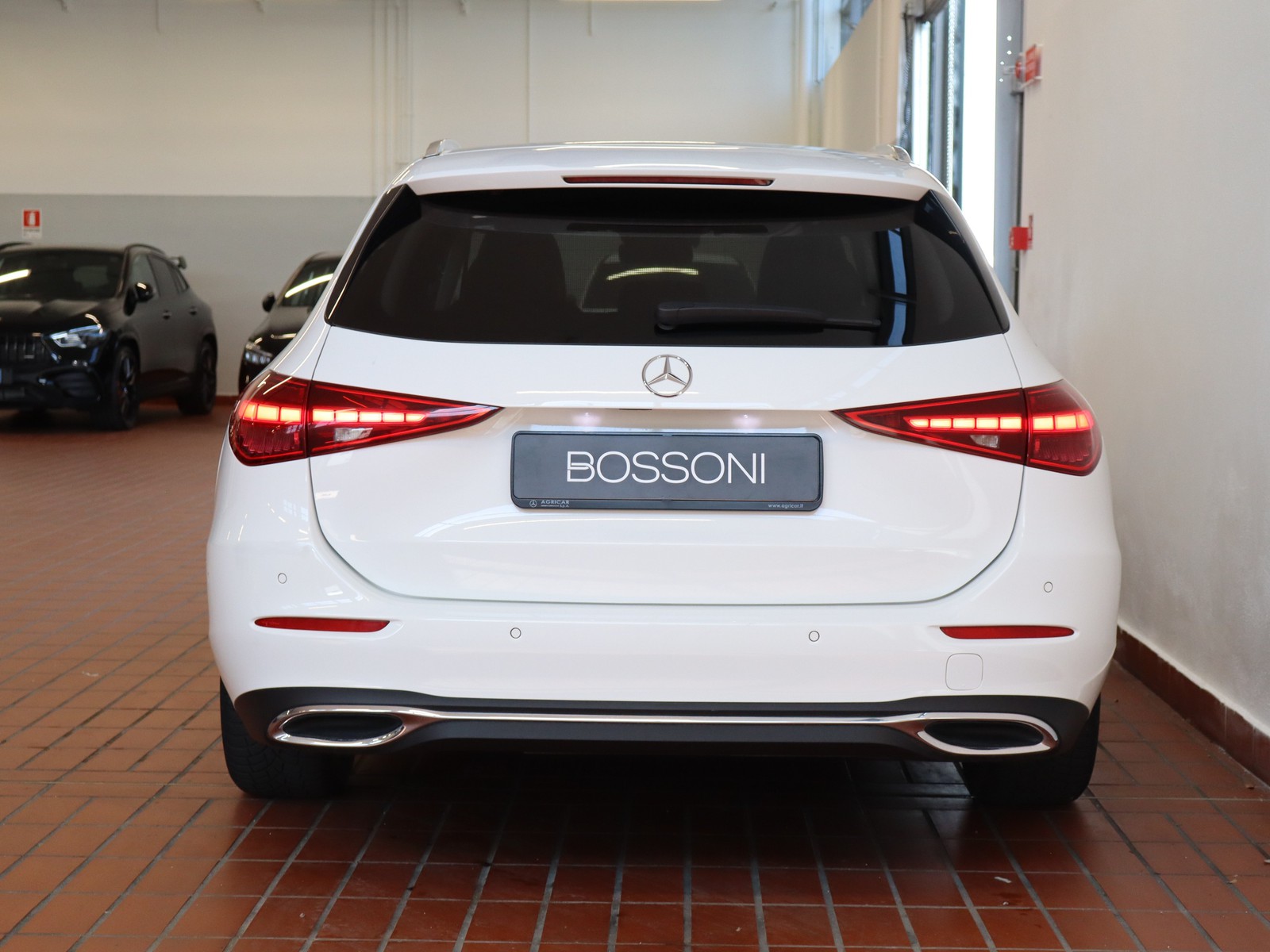 6 - Mercedes Classe C station wagon 200 d mild hybrid sport 9g-tronic