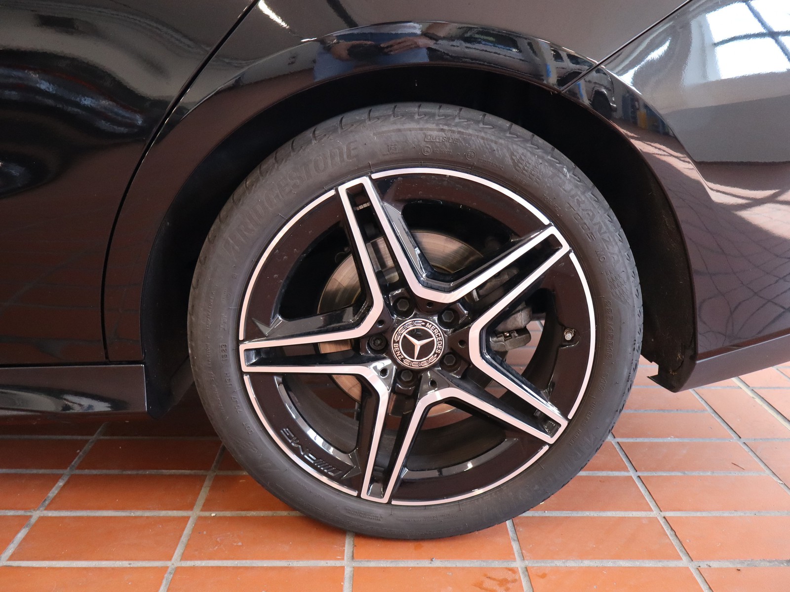 4 - Mercedes CLA coupe 200 d amg line premium plus 8g-dct