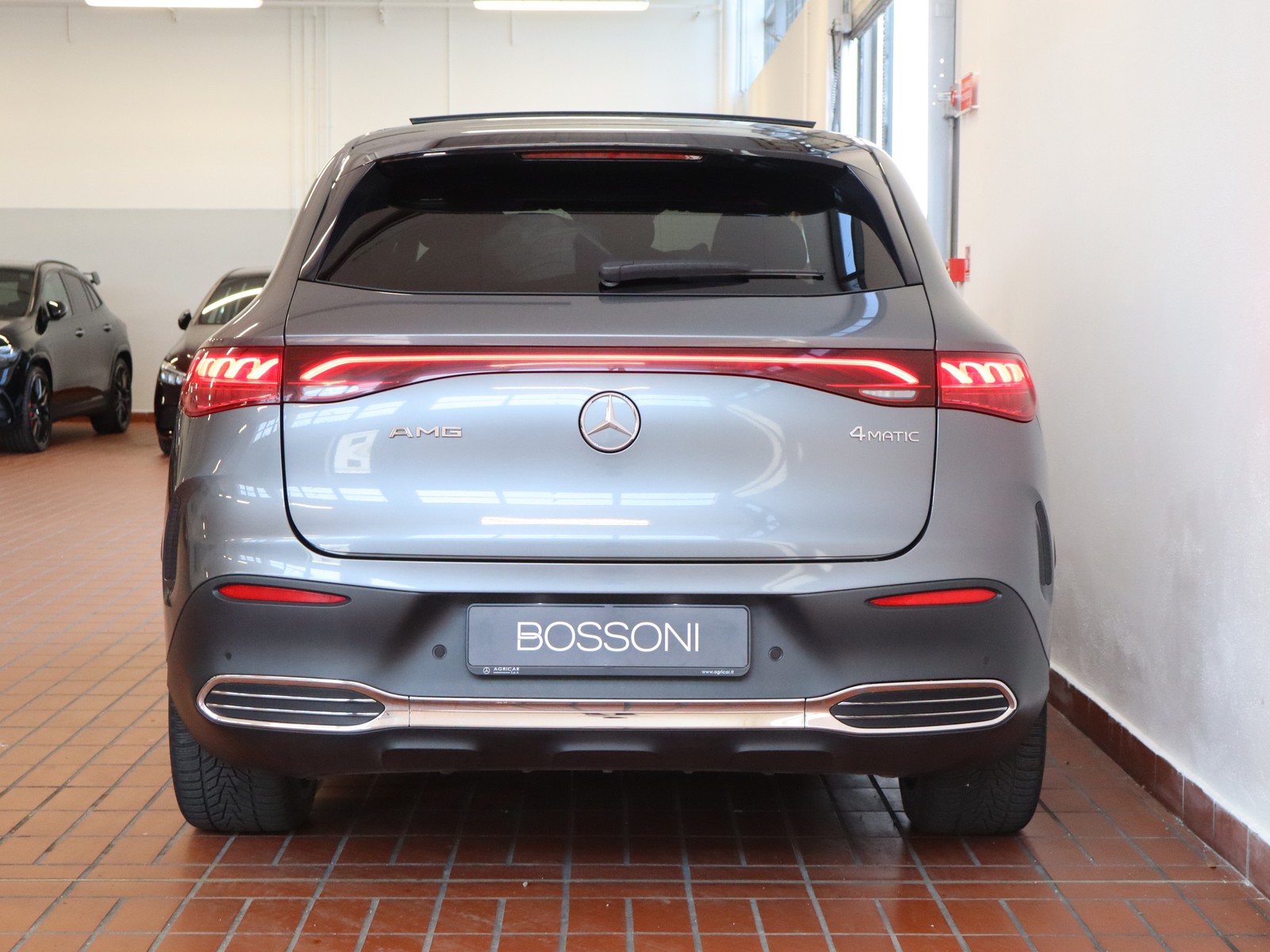 6 - Mercedes EQE 350 premium plus 4matic