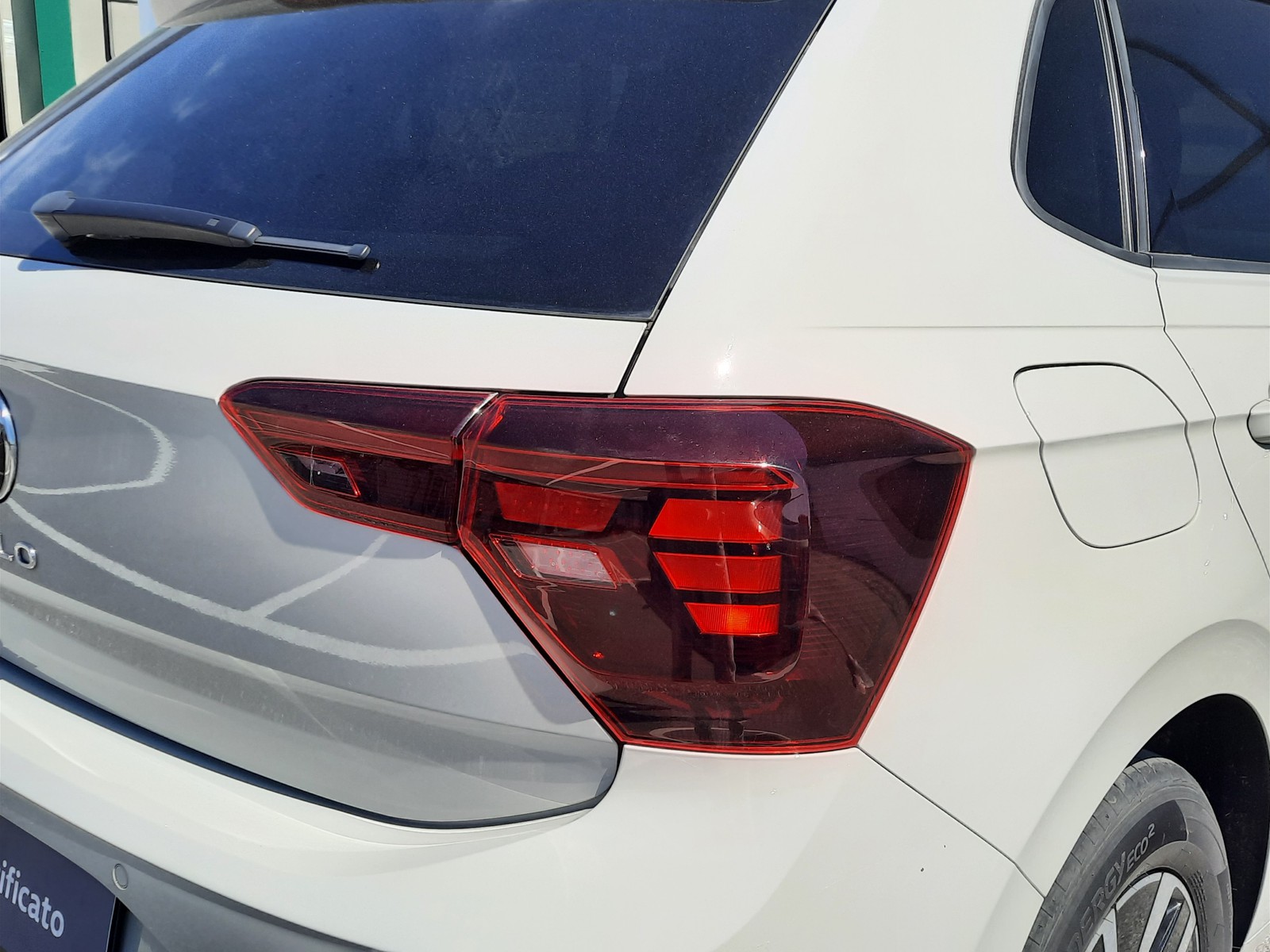 24 - Volkswagen Polo 1.0 tsi 95cv life dsg