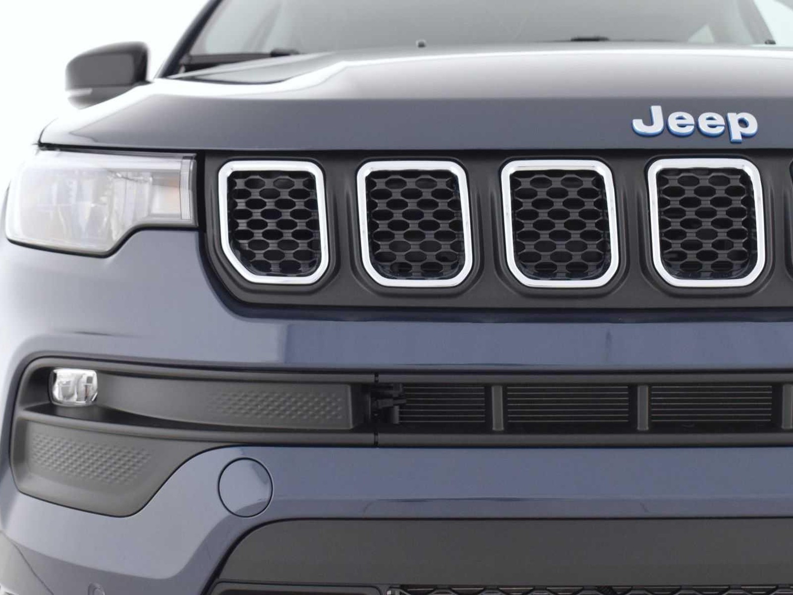 14 - Jeep Compass 1.3 turbo t4 phev limited 4xe at6