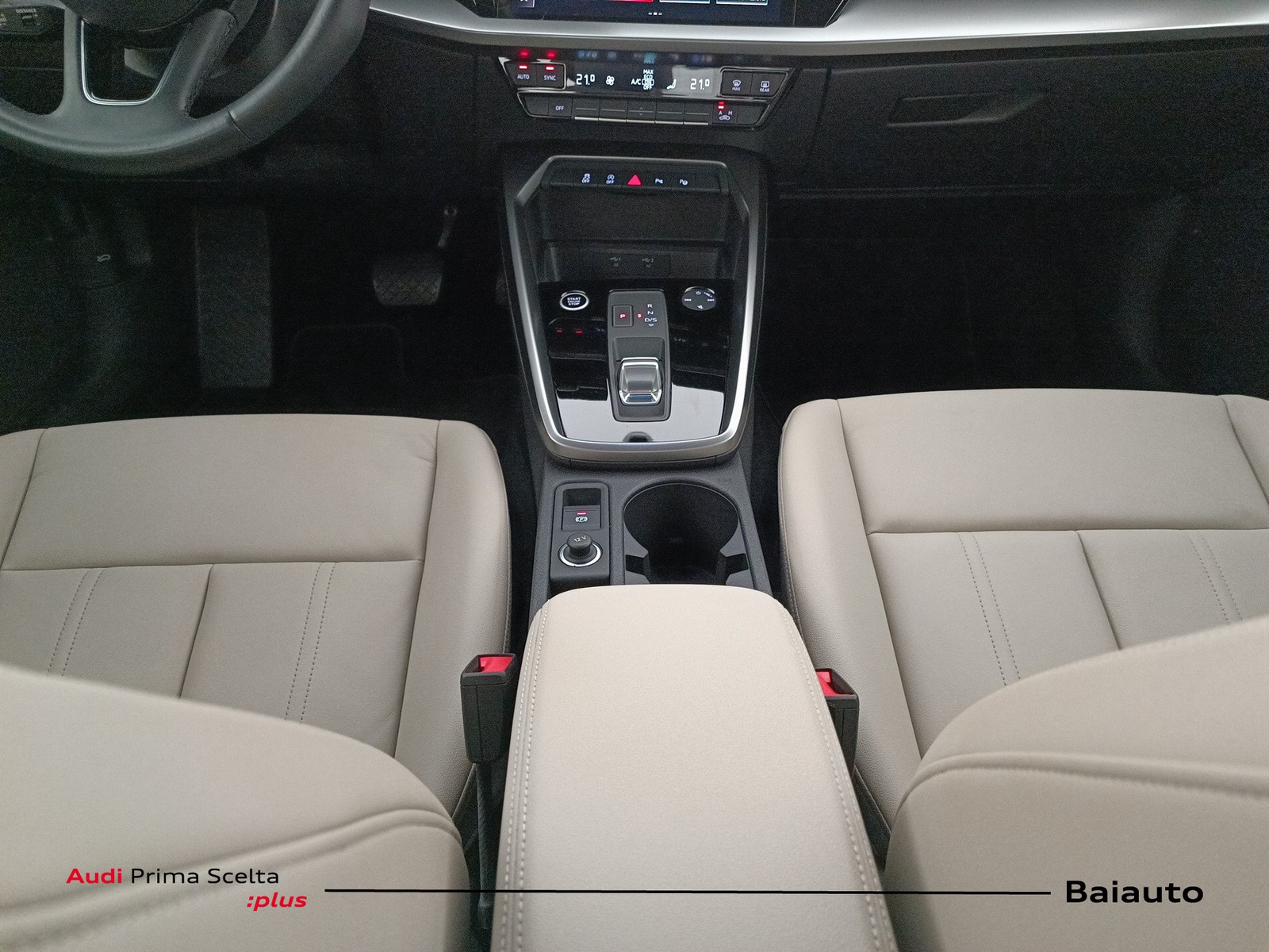 15 - Audi A3 sedan 30 1.0 tfsi mhev business advanced s tronic