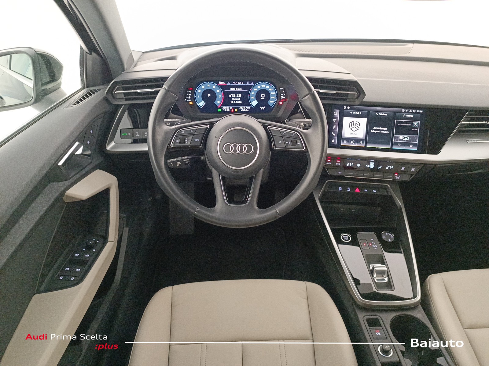 8 - Audi A3 sedan 30 1.0 tfsi mhev business advanced s tronic