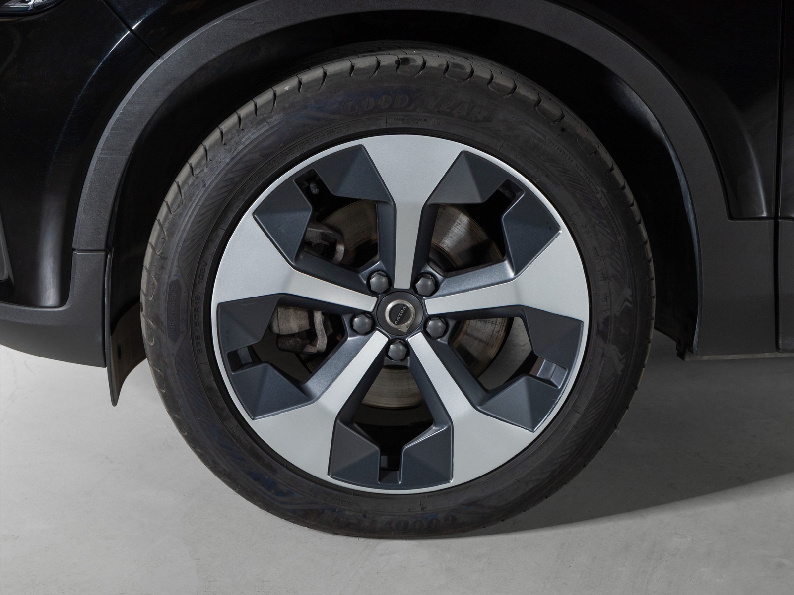 12 - Volvo XC40 2.0 b3 plus bright automatico
