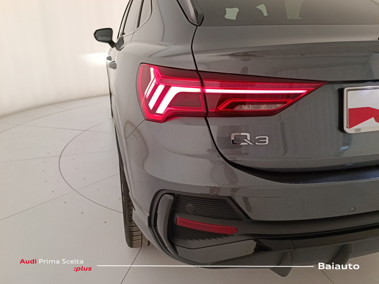28 - Audi Q3 sportback 35 2.0 tdi s line edition s tronic